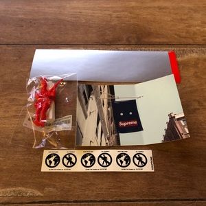FW19 | Supreme Sticker Pack Bundle + Free Gift
